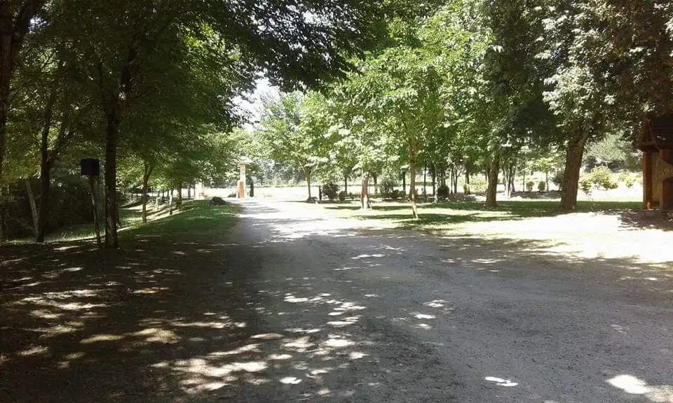 Arrivée base de loisirs des Courrèges